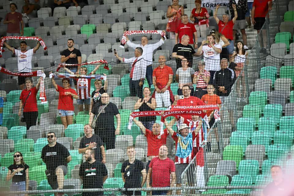 Laszlo Dioszegi: "Le îndeplinim visul fanilor lui „U” Cluj care strigă: 'Afară cu ungurii din țară!' :) Vrem afară, adică în Europa!"_36