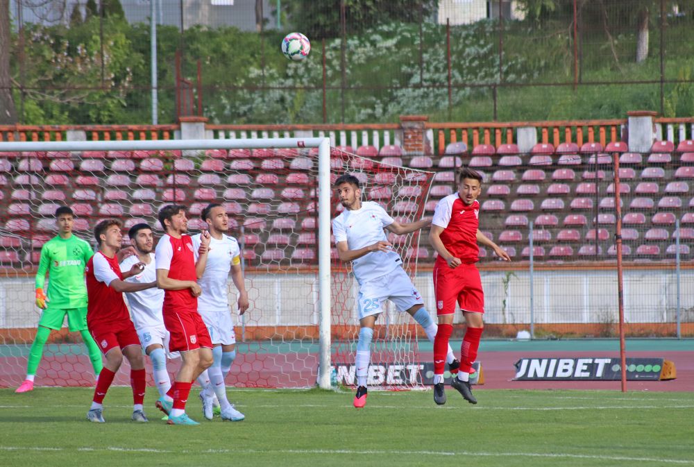 Dinamo, victorie la limită cu FCSB, în Ștefan cel Mare. Golul victoriei, marcat din lovitură liberă_20