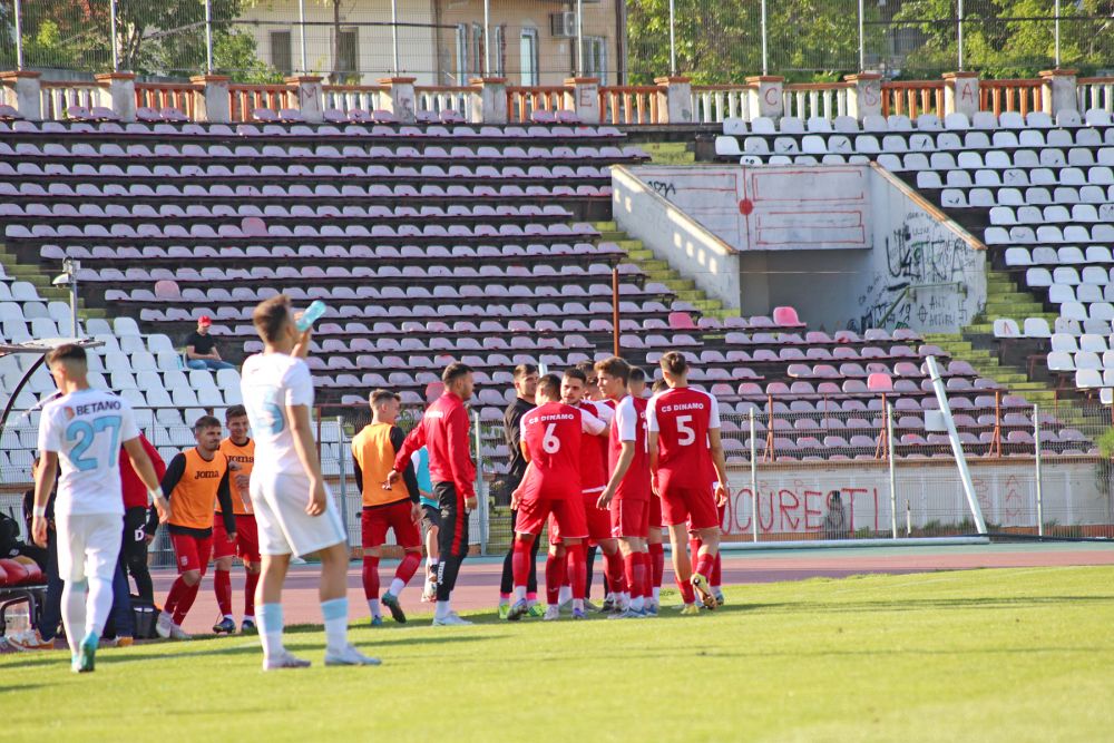 Dinamo, victorie la limită cu FCSB, în Ștefan cel Mare. Golul victoriei, marcat din lovitură liberă_52