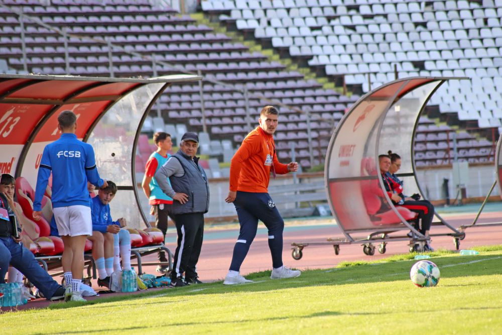 Dinamo, victorie la limită cu FCSB, în Ștefan cel Mare. Golul victoriei, marcat din lovitură liberă_59