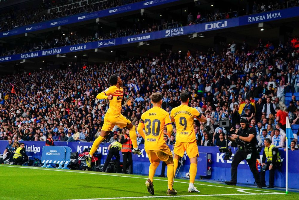 FC Barcelona este noua campioană a Spaniei! Echipa lui Xavi a câștigat matematic titlul pe terenul rivalei_1