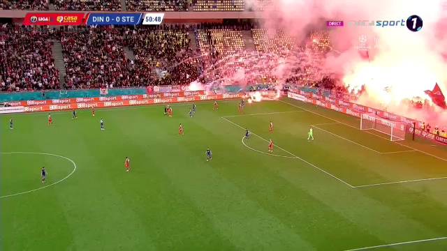 Arena Națională a fost în flăcări! Au zburat sute de torțe la Dinamo - CSA Steaua! Meciul a fost oprit _8