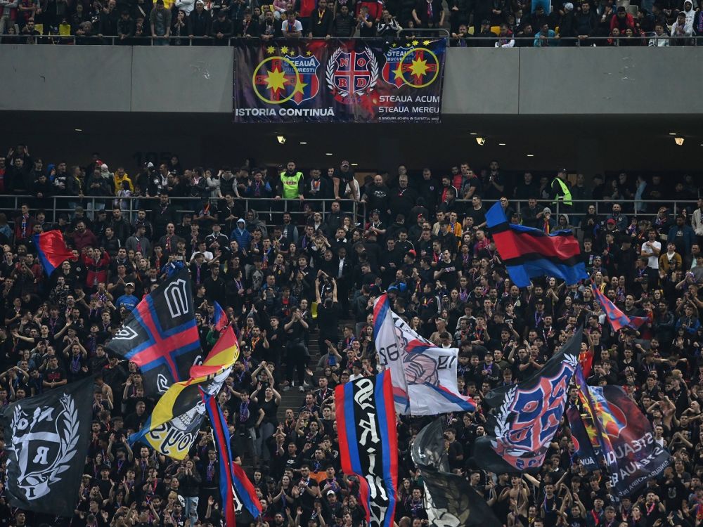 Cine a câștigat duelul fanilor? 40 de imagini spectaculoase de la Dinamo - CSA Steaua și FCSB - CFR Cluj_12