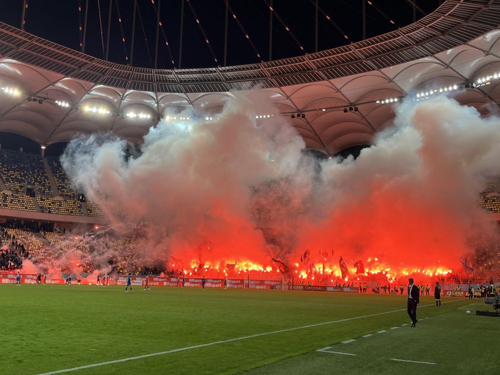 Cine a câștigat duelul fanilor? 40 de imagini spectaculoase de la Dinamo - CSA Steaua și FCSB - CFR Cluj_27