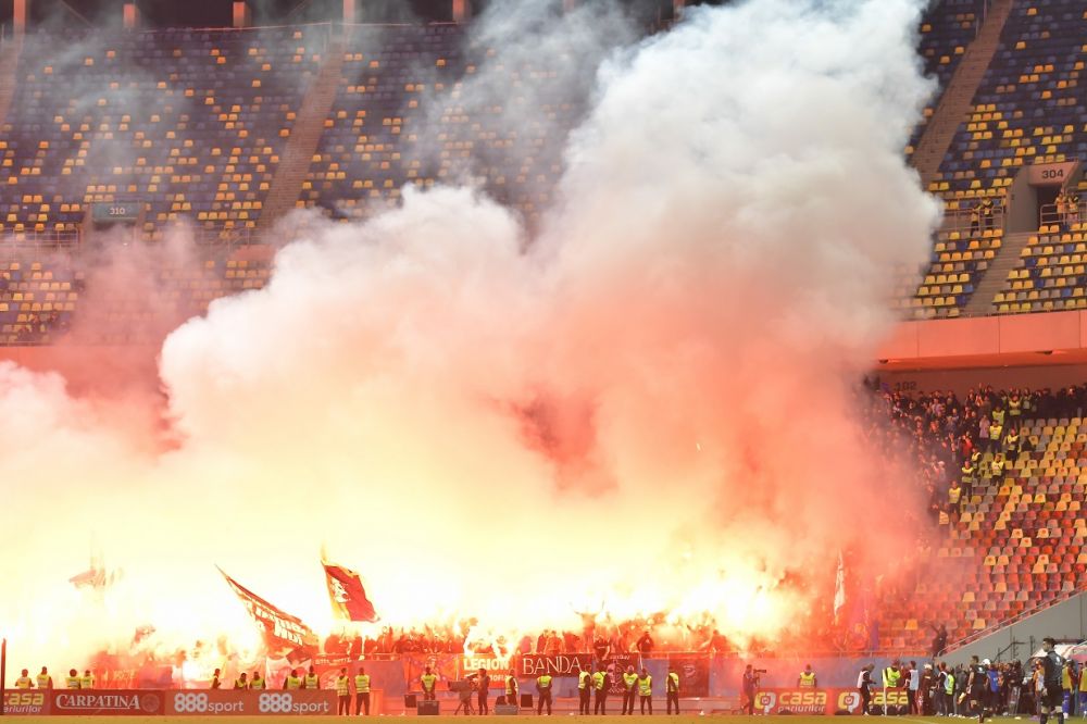 Cine a câștigat duelul fanilor? 40 de imagini spectaculoase de la Dinamo - CSA Steaua și FCSB - CFR Cluj_28