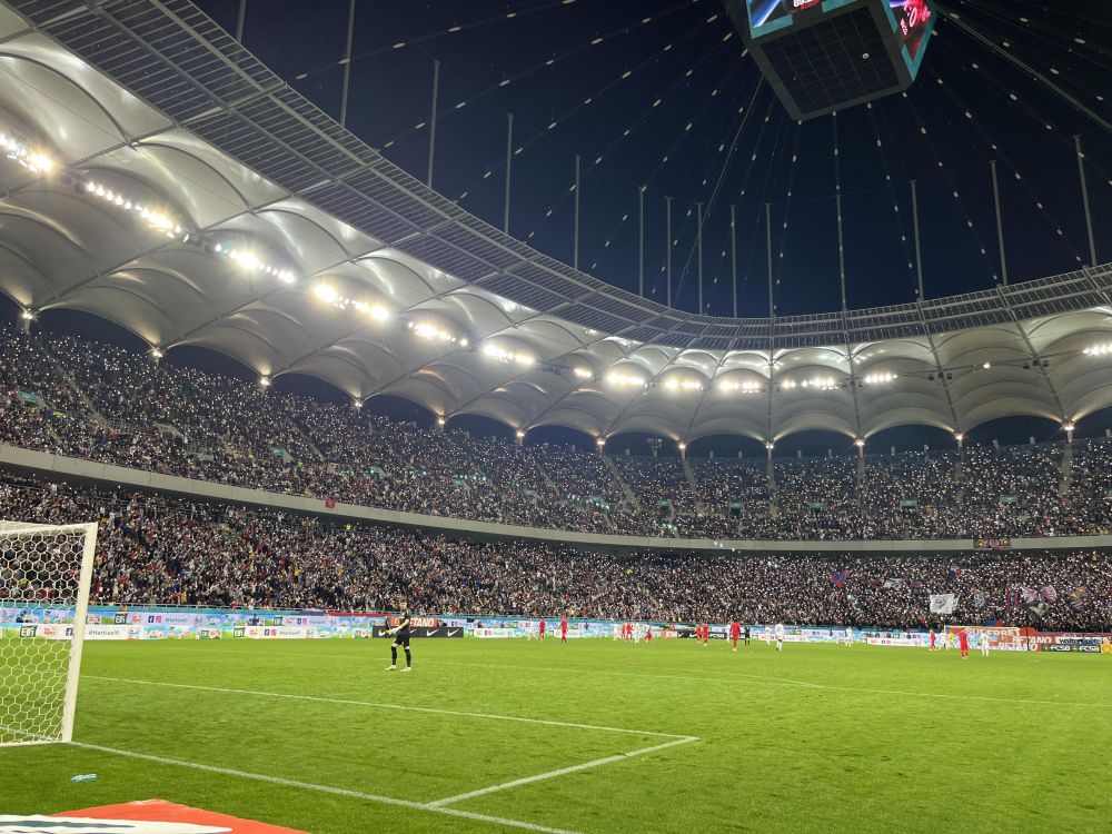 Cine a câștigat duelul fanilor? 40 de imagini spectaculoase de la Dinamo - CSA Steaua și FCSB - CFR Cluj_4
