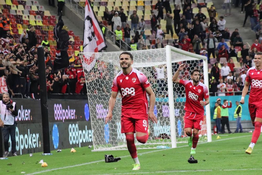 Lamine Ghezali i-a anunțat pe steliști la 3-0: ”Game Over”! Imaginile cu gestul sfidător al francezului de la Dinamo, MVP în derby_2