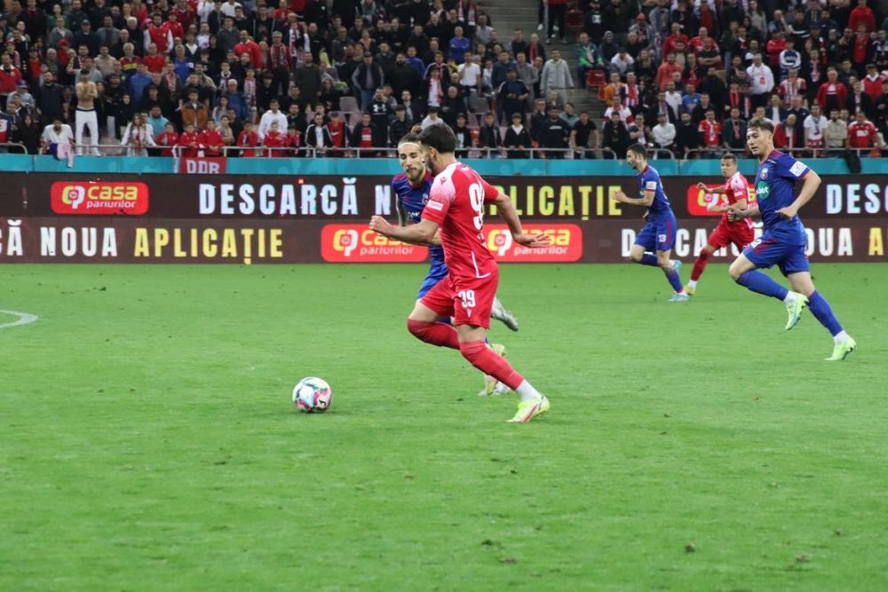 Lamine Ghezali i-a anunțat pe steliști la 3-0: ”Game Over”! Imaginile cu gestul sfidător al francezului de la Dinamo, MVP în derby_10