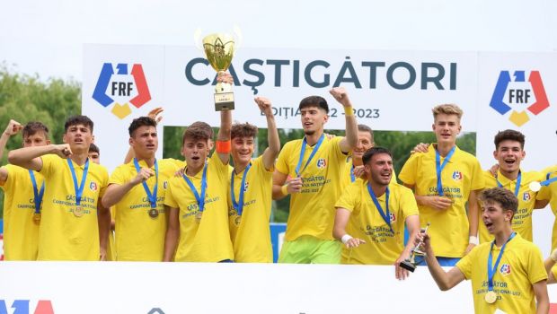 Echipa de fotbal din Craiova devenită campioana României! Nu este nici CS Universitatea, nici FC U