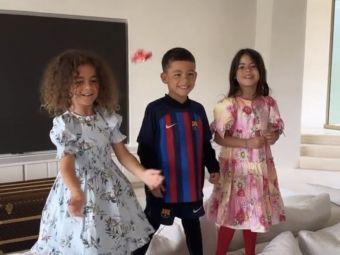 
	&quot;Copiii nu mint niciodată!&quot;. Fiul lui Cristiano Ronaldo, filmat îmbrăcat în echipamentul Barcelonei: imaginile s-au viralizat instant
