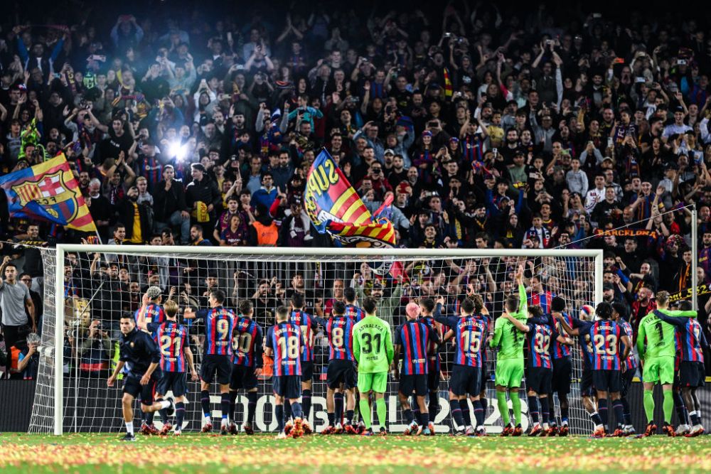 FC Barcelona a primit trofeul de campioană pe Camp Nou. Cele mai frumoase imagini de la sărbătoarea catalanilor_12