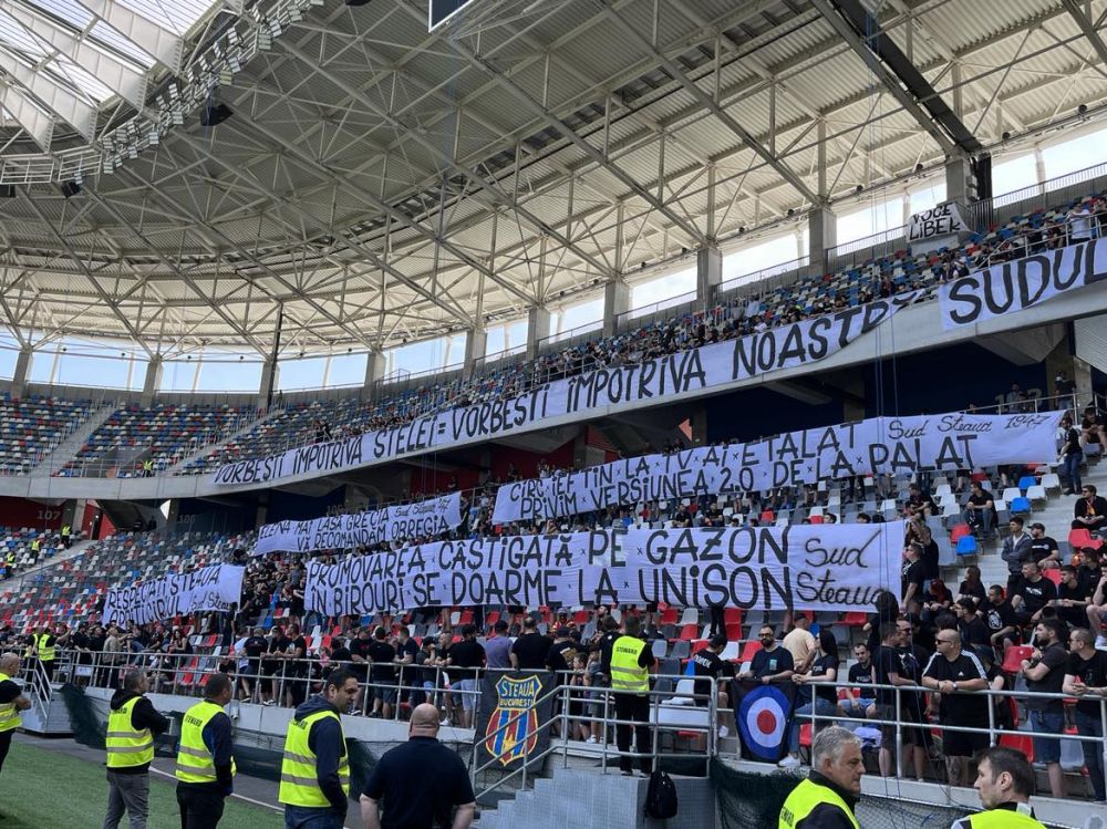 Fanii lui CSA Steaua au întors armele împotriva lui Florin Talpan! Mesajele Peluzei Sud + tribunele goale de pe Ghencea _3
