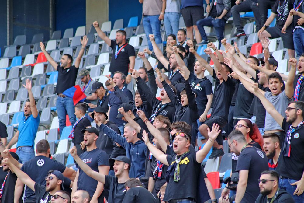 Fanii lui CSA Steaua au întors armele împotriva lui Florin Talpan! Mesajele Peluzei Sud + tribunele goale de pe Ghencea _21