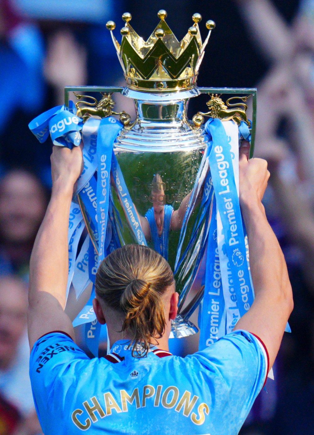 Manchester City a sărbătorit titlul de campioană în Premier League cu o victorie cu Chelsea!_1