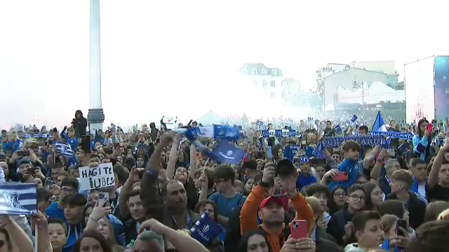 Așa arată bucuria! Mii de fani au sărbătorit titlul Farului: „Ne-am făcut damblaua, am bătut pe Steaua!” _17
