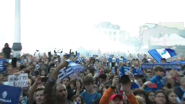 Așa arată bucuria! Mii de fani au sărbătorit titlul Farului: „Ne-am făcut damblaua, am bătut pe Steaua!” _18