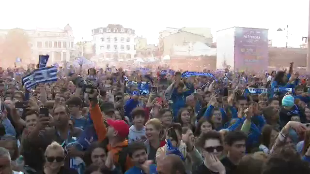 Așa arată bucuria! Mii de fani au sărbătorit titlul Farului: „Ne-am făcut damblaua, am bătut pe Steaua!” _28