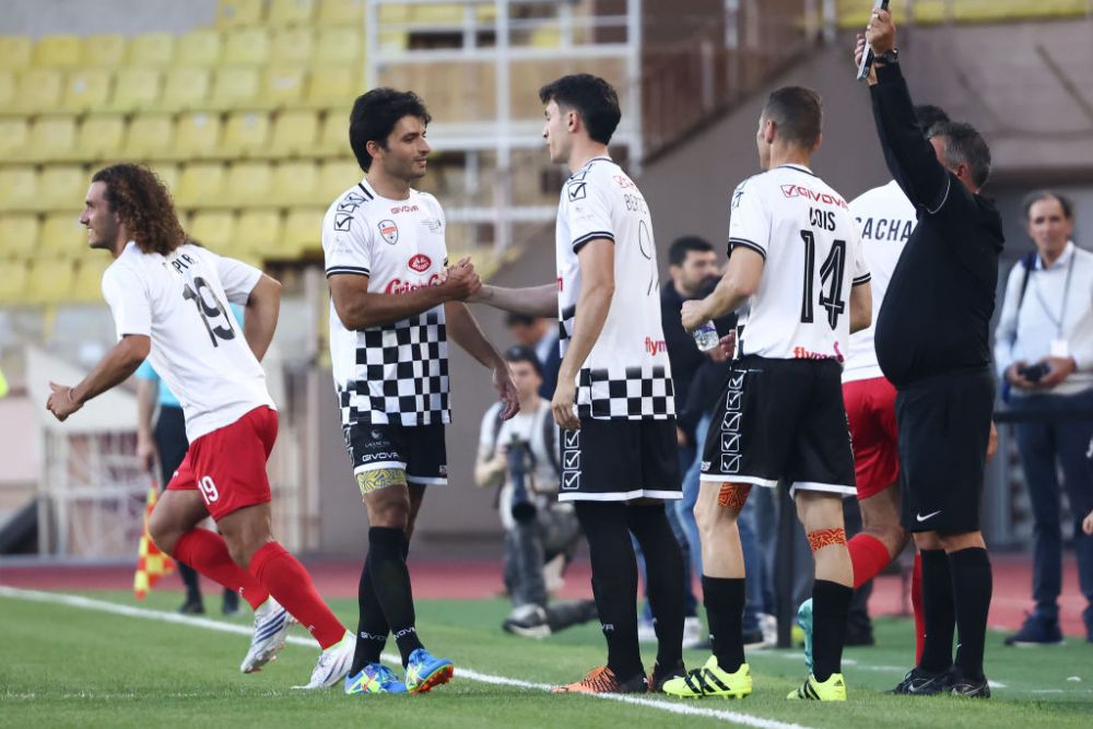 Emoții pentru Ferarri! Carlos Sainz s-a accidentat la un meci caritabil de fotbal chiar înaintea Grad Prix-ului de la Monaco _4