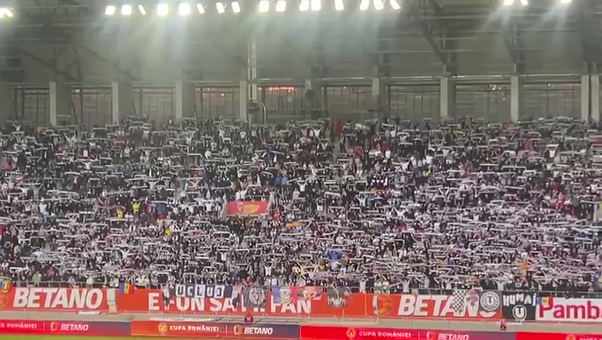 Atmosferă nebună la Sepsi - 'U' Cluj! Stadionul s-a împărțit în trei culori: roșu, alb și negru_11