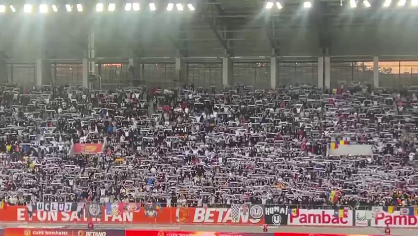 Atmosferă nebună la Sepsi - 'U' Cluj! Stadionul s-a împărțit în trei culori: roșu, alb și negru_16