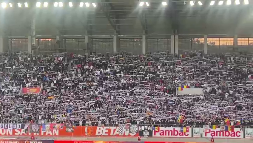 Atmosferă nebună la Sepsi - 'U' Cluj! Stadionul s-a împărțit în trei culori: roșu, alb și negru_18