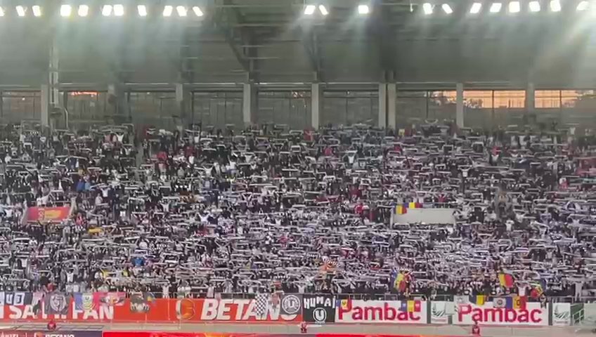 Atmosferă nebună la Sepsi - 'U' Cluj! Stadionul s-a împărțit în trei culori: roșu, alb și negru_19