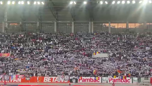 
	Atmosferă nebună la Sepsi - &#39;U&#39; Cluj! Stadionul s-a împărțit în trei culori: roșu, alb și negru
