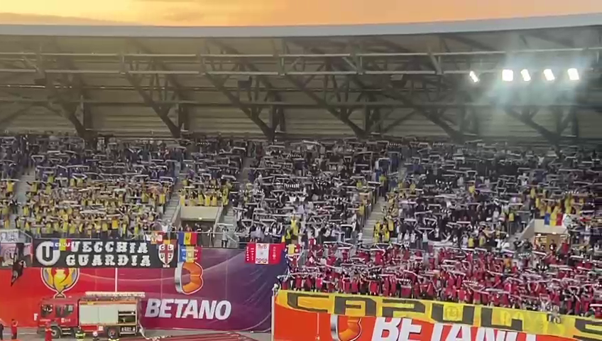 Atmosferă nebună la Sepsi - 'U' Cluj! Stadionul s-a împărțit în trei culori: roșu, alb și negru_29