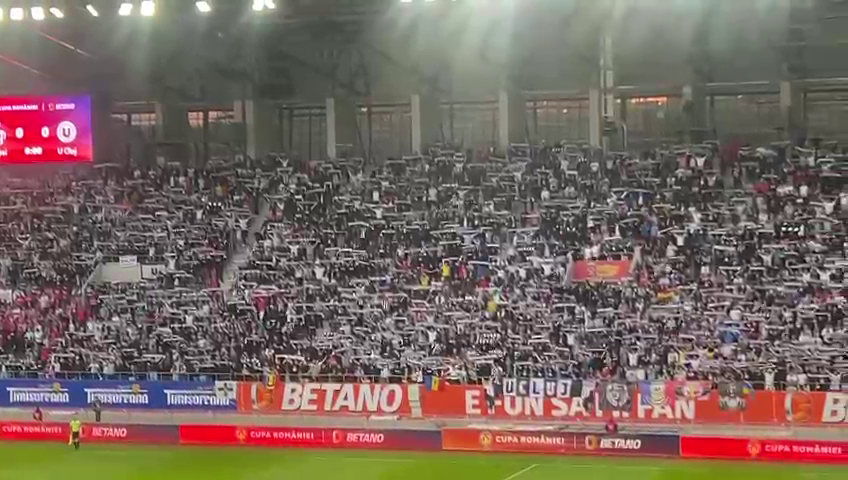 Atmosferă nebună la Sepsi - 'U' Cluj! Stadionul s-a împărțit în trei culori: roșu, alb și negru_4