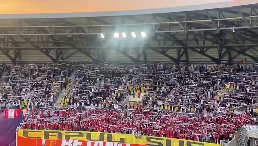 Atmosferă nebună la Sepsi - 'U' Cluj! Stadionul s-a împărțit în trei culori: roșu, alb și negru_31