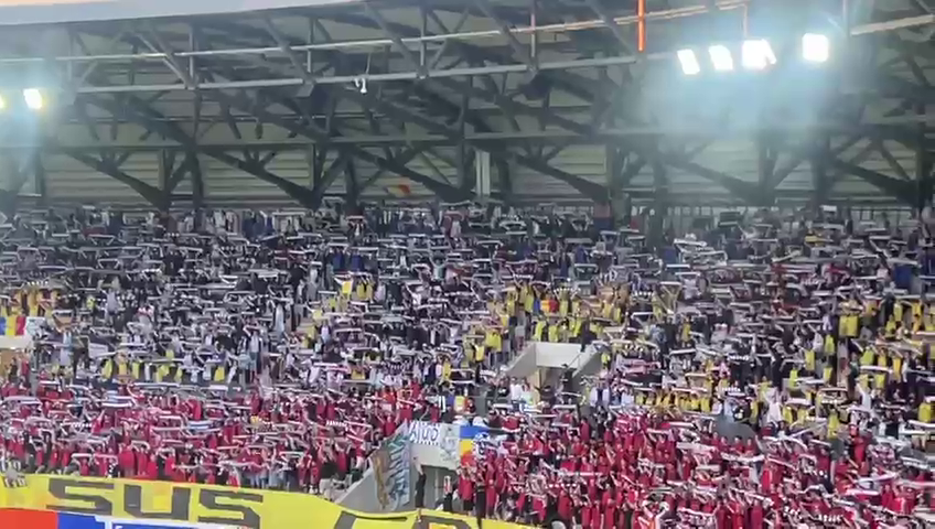 Atmosferă nebună la Sepsi - 'U' Cluj! Stadionul s-a împărțit în trei culori: roșu, alb și negru_37