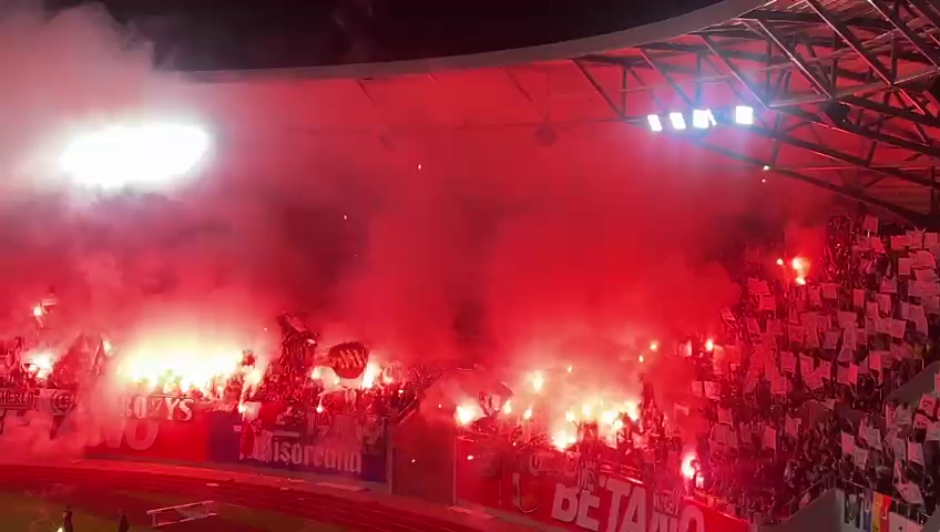 „Șepcile roșii” au luat cu asalt stadionul! Nebunie pe arena din Sibiu, la Sepsi OSK - 'U' Cluj_14
