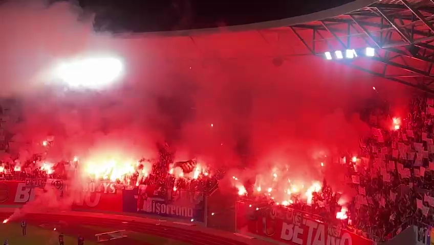 „Șepcile roșii” au luat cu asalt stadionul! Nebunie pe arena din Sibiu, la Sepsi OSK - 'U' Cluj_19