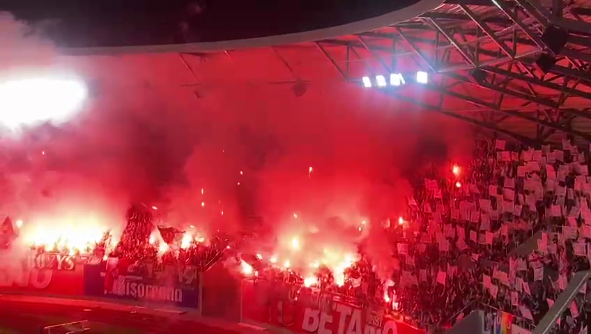 „Șepcile roșii” au luat cu asalt stadionul! Nebunie pe arena din Sibiu, la Sepsi OSK - 'U' Cluj_5