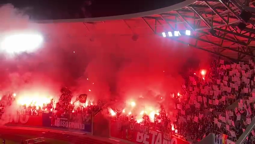 „Șepcile roșii” au luat cu asalt stadionul! Nebunie pe arena din Sibiu, la Sepsi OSK - 'U' Cluj_8