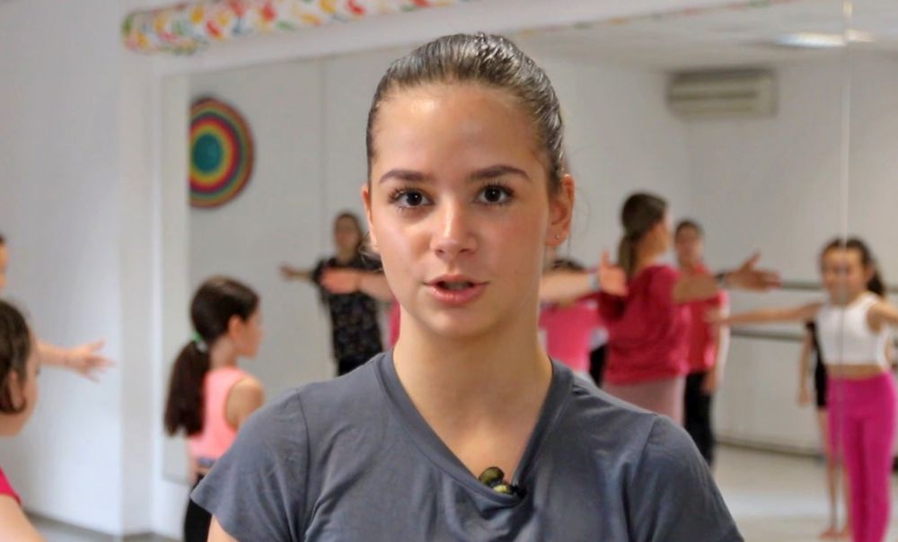 Fiica unui cunoscut antrenor italian este una dintre cele mai bune tinere dansatoare din România!_14