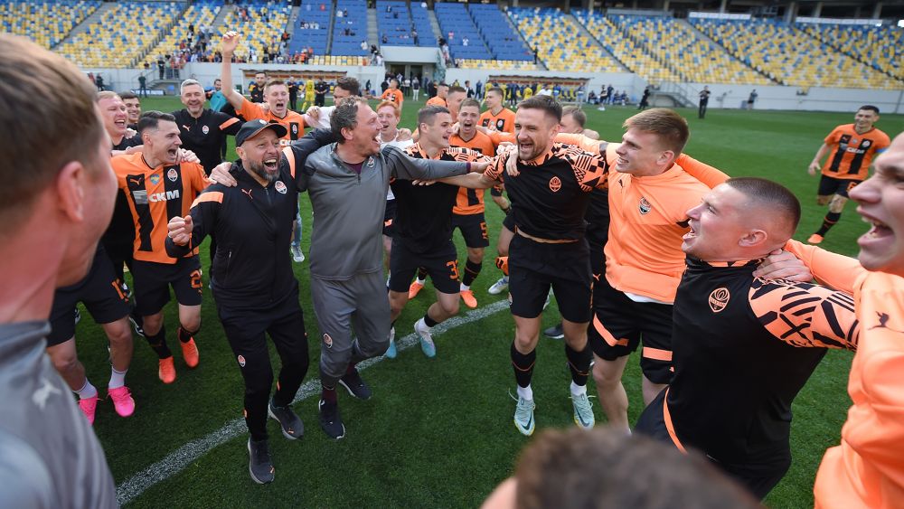 Șahtior Donețk e campioana Ucrainei după un meci cu 6 eliminați și merge direct în grupele Champions League! Dezastru la Dinamo Kiev, echipa lui Mircea Lucescu_1