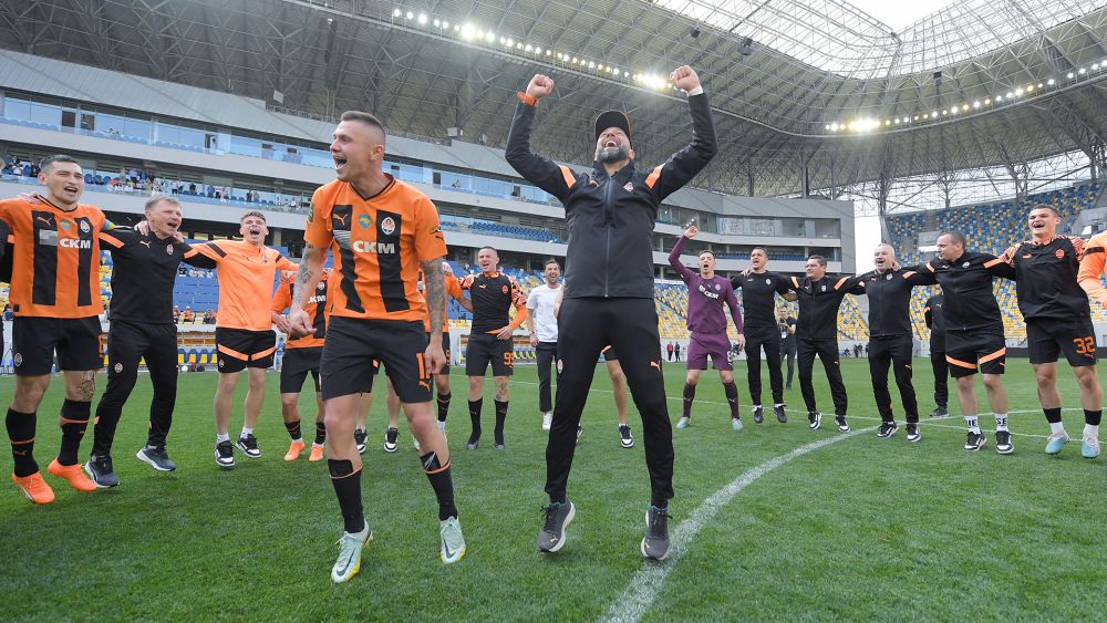 Șahtior Donețk e campioana Ucrainei după un meci cu 6 eliminați și merge direct în grupele Champions League! Dezastru la Dinamo Kiev, echipa lui Mircea Lucescu_2