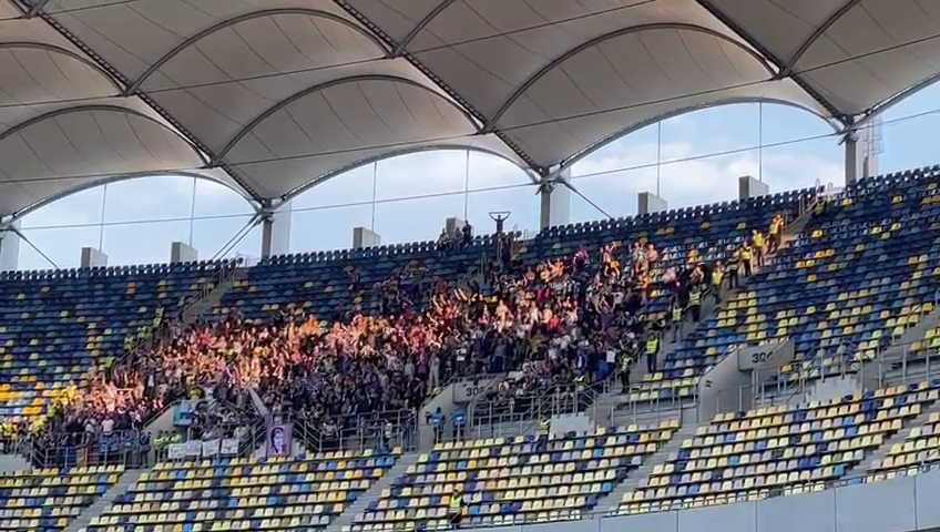 Atmosferă nebună la Dinamo - FC Argeș! Fanii dinamoviști au făcut spectacol total pe Arena Națională_5