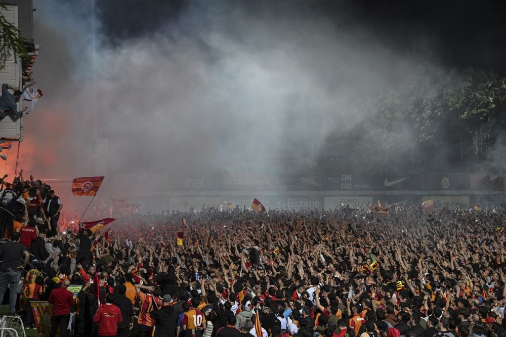 Sărbătoare la Istanbul! Galatasaray a câștigat titlul cu numărul 23, după ce anul trecut a terminat pe 13_6