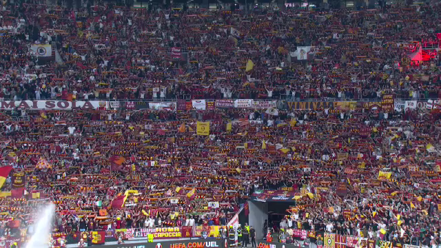 Show total la Sevilla - AS Roma! Atmosferă nebună în tribune la finala Europa League_44