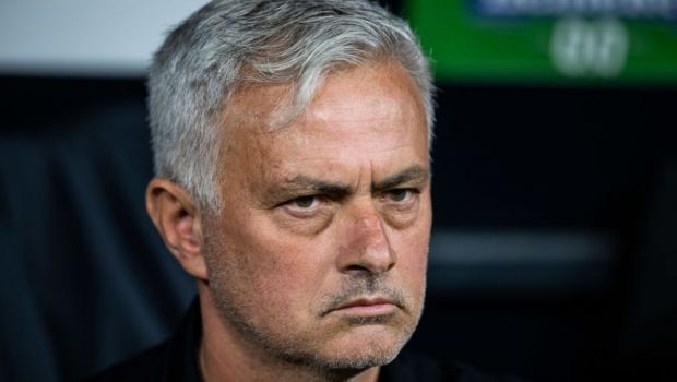 
	Premieră pentru Jose Mourinho la autogolul lui Mancini! Nu i s-a mai întâmplat din 2003 așa ceva într-o finală europeană&nbsp;
