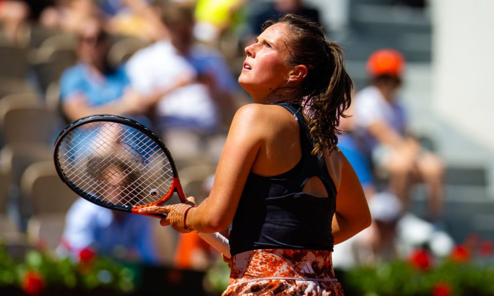 Un slam dunk pare banal, în comparație: Daria Kasatkina, lovitură stelară la Roland Garros_6