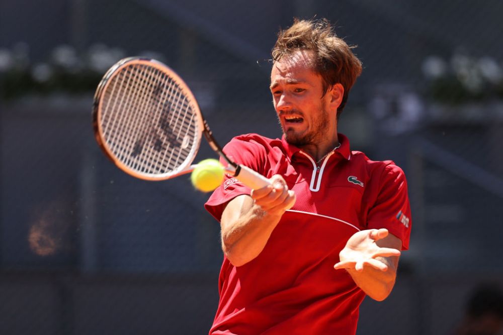 Eliminat în primul tur, Daniil Medvedev acuză Roland Garros că i-ar favoriza pe Alcaraz și Tsitsipas_23