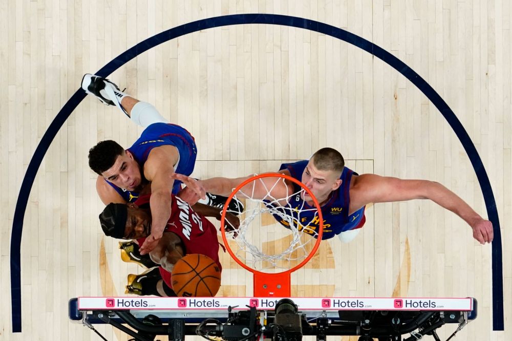 Denver Nuggets a început cu dreptul finala NBA împotriva celor de la Miami Heat_12