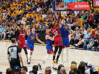
	Denver Nuggets a început cu dreptul finala NBA împotriva celor de la Miami Heat
