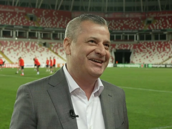 
	Neluțu Varga a decis! Ce antrenor vrea la CFR Cluj dacă Dan Petrescu va pleca
