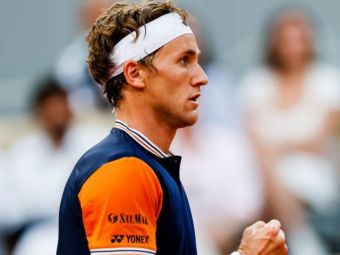 
	Casper Ruud, outsider în finala Roland Garros 2023, cu Novak Djokovic. Câte game-uri i-a luat lui Nadal, anul trecut
