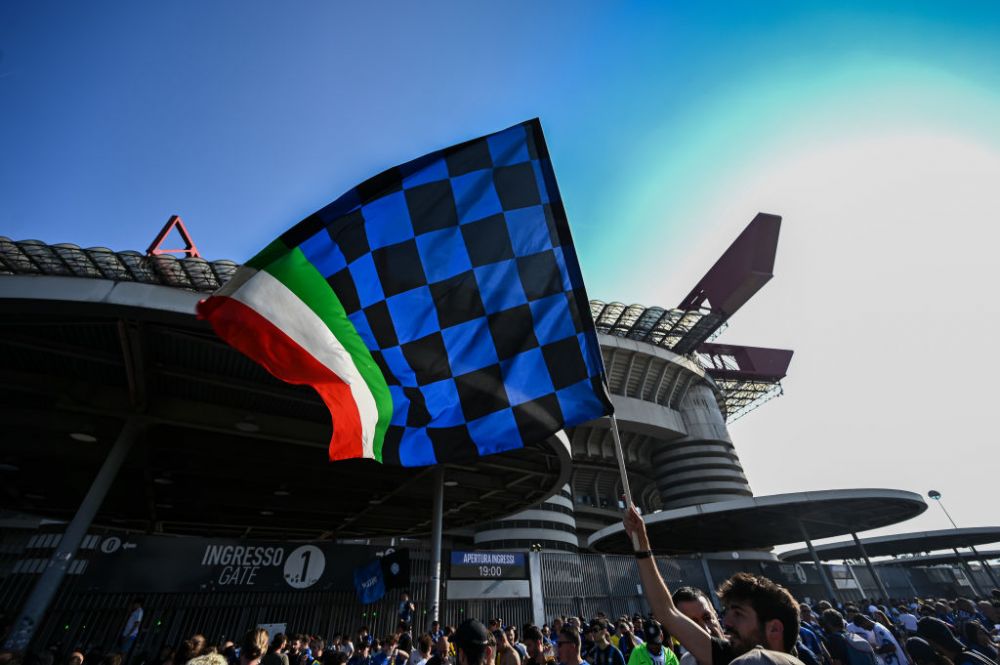 Fanii lui Inter Milano au luat cu asalt stadionul Giuseppe Meazza. Peste 50.000 de persoane își susțin favoriții_1
