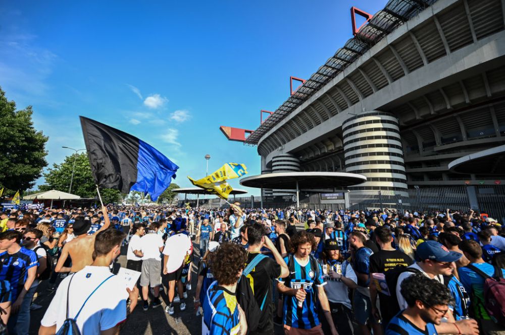 Fanii lui Inter Milano au luat cu asalt stadionul Giuseppe Meazza. Peste 50.000 de persoane își susțin favoriții_2